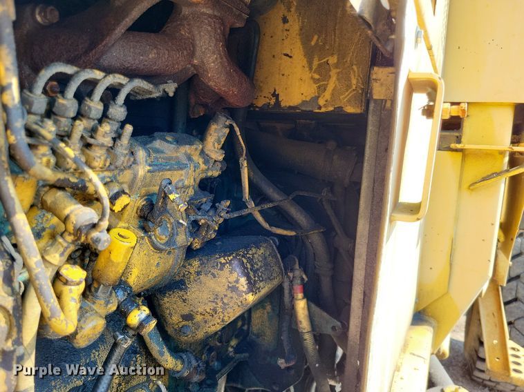 image for item DP5167 1987 Michigan L70  wheel loader