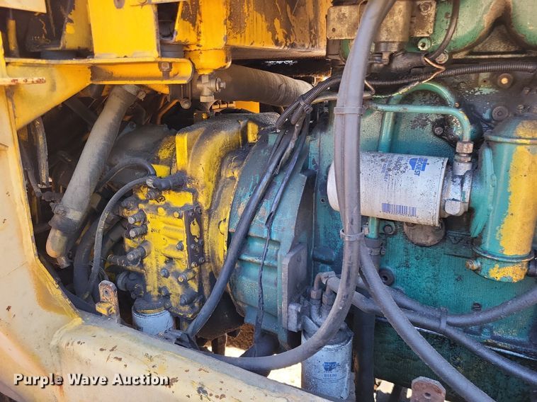 image for item DP5167 1987 Michigan L70  wheel loader