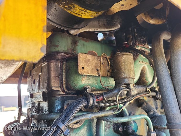 image for item DP5167 1987 Michigan L70  wheel loader