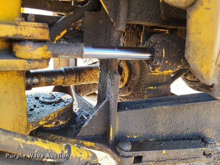 image for item DP5167 1987 Michigan L70  wheel loader