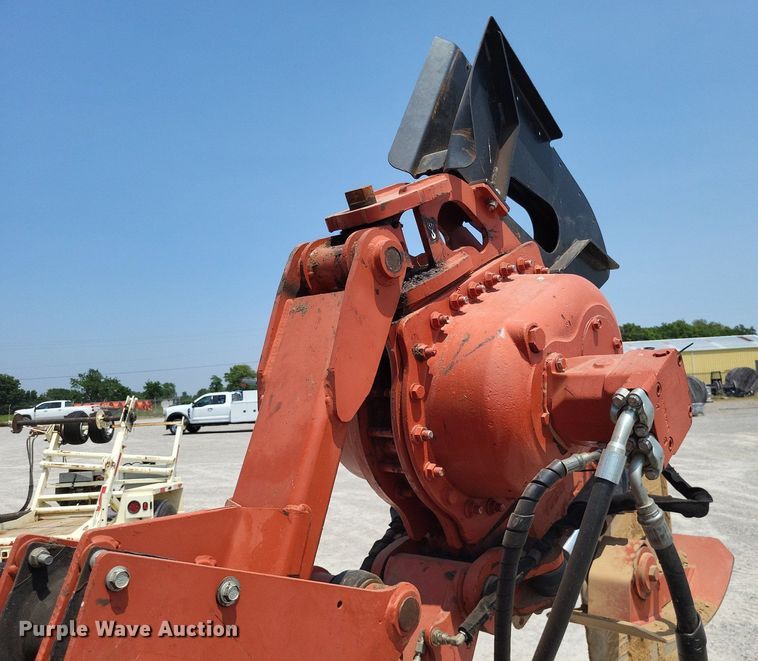 image for item DP5171 2012 Ditch Witch RT120 Quad  vibratory cable plow