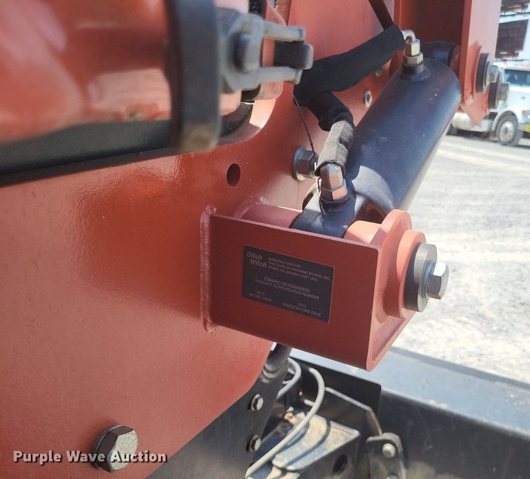 image for item DP5171 2012 Ditch Witch RT120 Quad  vibratory cable plow