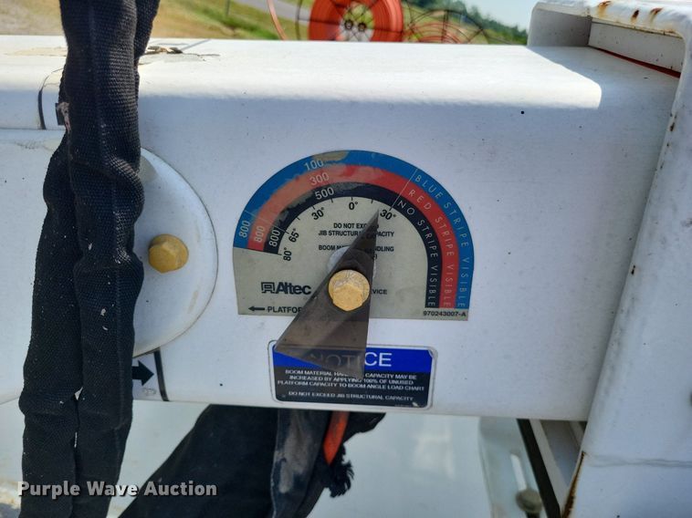 image for item DP5173 2011 Ford F550 Super Duty  bucket truck