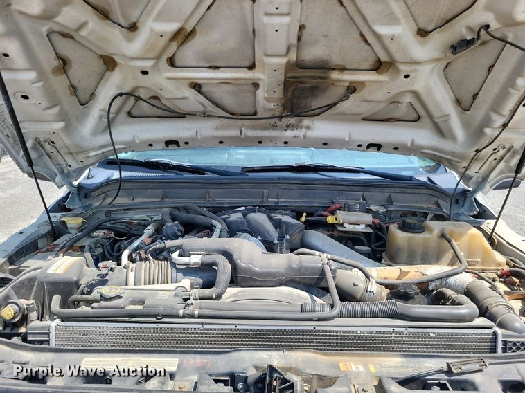 image for item DP5173 2011 Ford F550 Super Duty  bucket truck