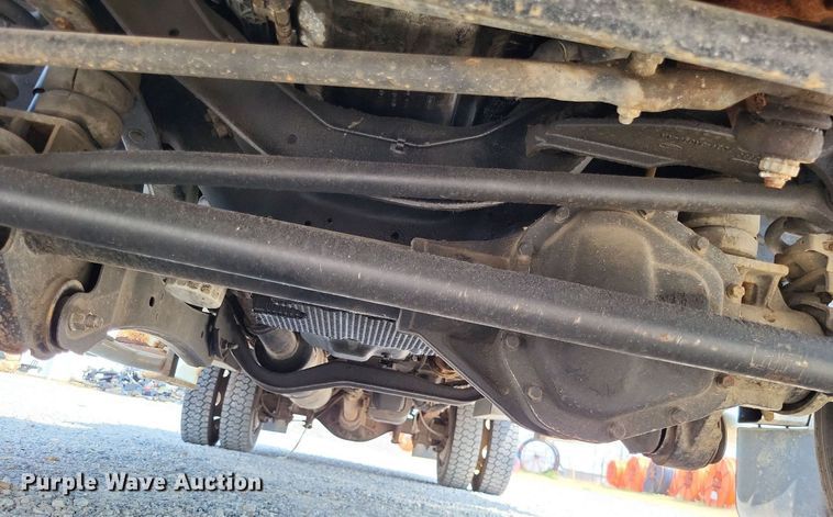 image for item DP5173 2011 Ford F550 Super Duty  bucket truck