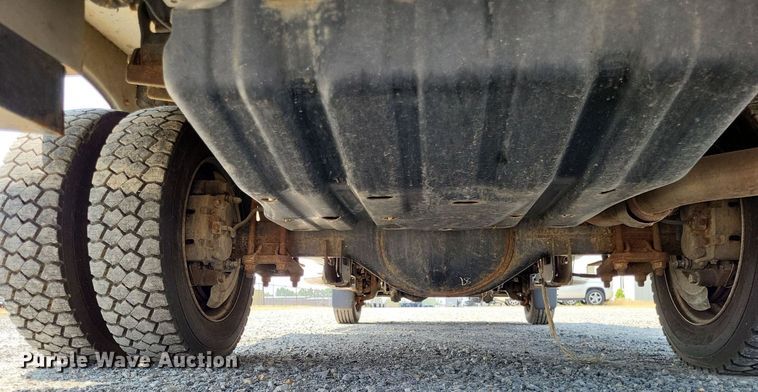 image for item DP5173 2011 Ford F550 Super Duty  bucket truck