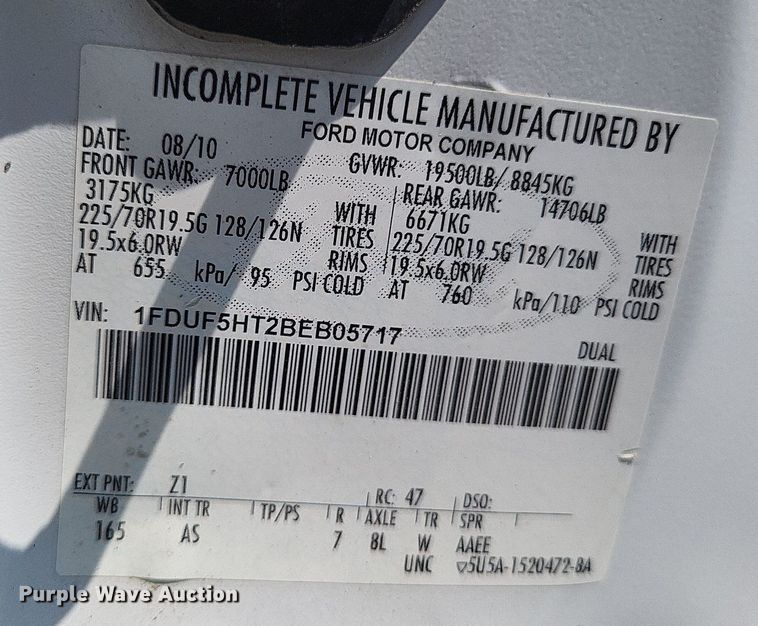 image for item DP5173 2011 Ford F550 Super Duty  bucket truck