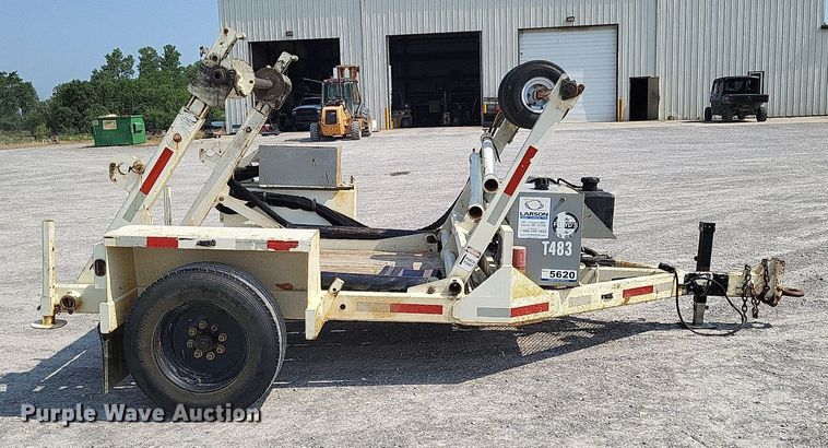 image for item DP5174 2015 Larson 5620  reel trailer