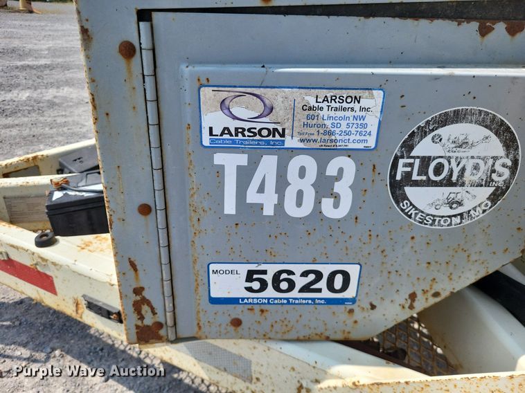 image for item DP5174 2015 Larson 5620  reel trailer