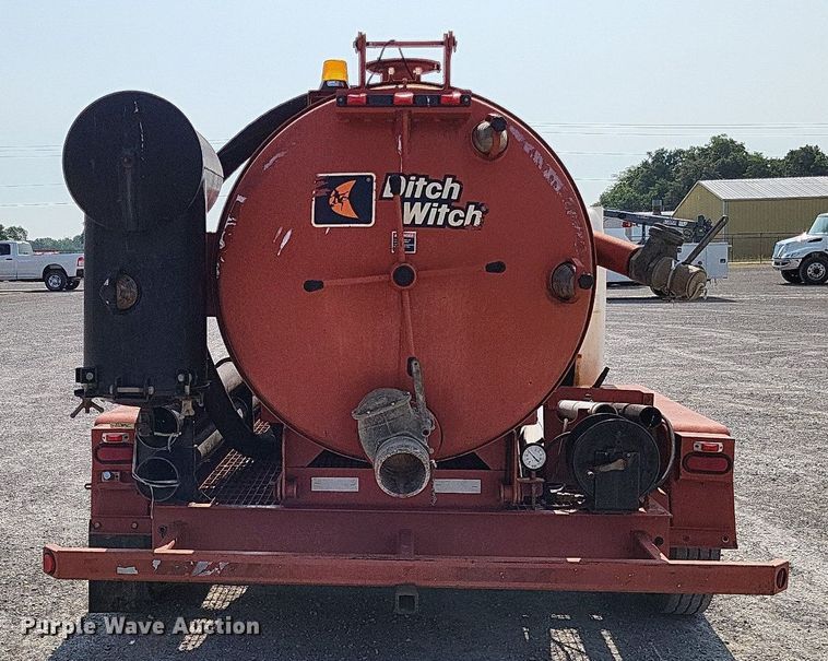 image for item DP5175 2011 Ditch Witch FX30  vacuum excavator
