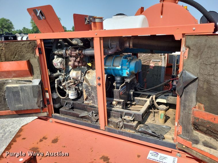 image for item DP5175 2011 Ditch Witch FX30  vacuum excavator