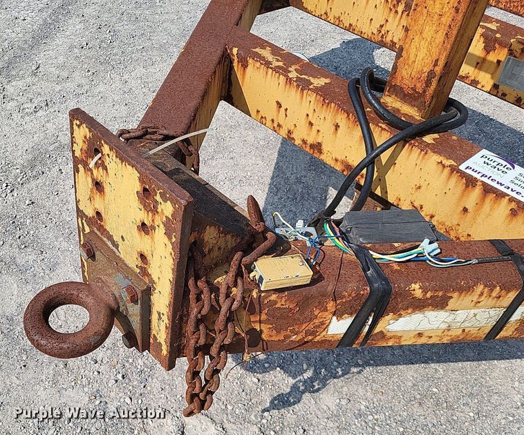 image for item DP5176 2000 Champion  reel trailer