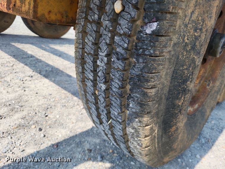 image for item DP5176 2000 Champion  reel trailer