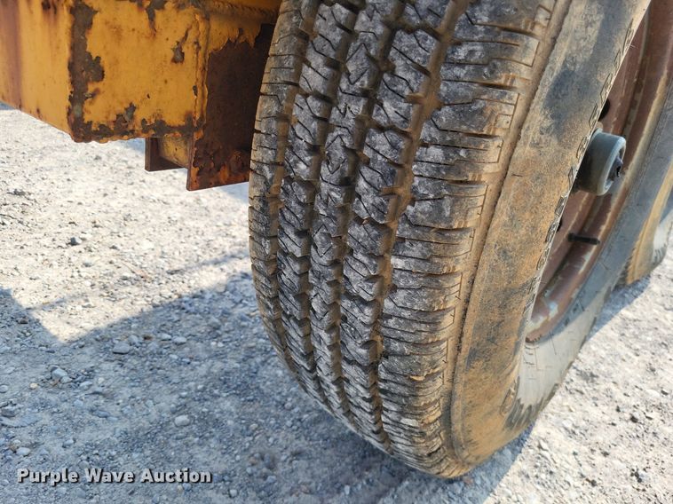 image for item DP5176 2000 Champion  reel trailer