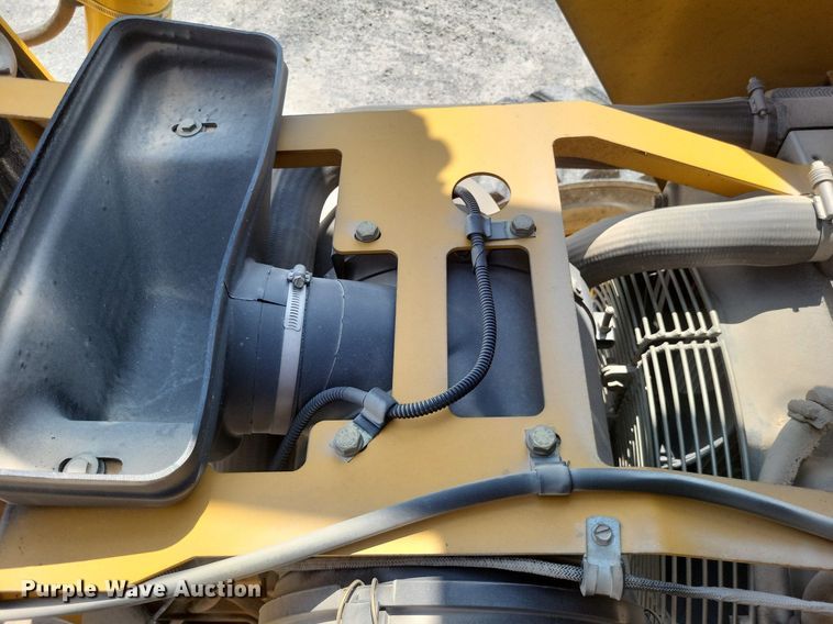 image for item DP5177 2010 John Deere 710J  backhoe