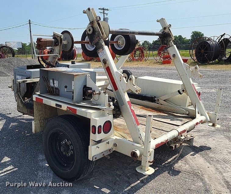 image for item DP5178 2015 Larson  reel trailer