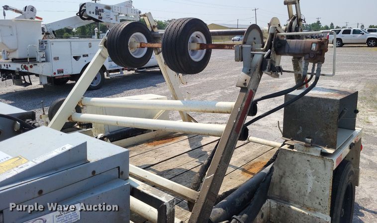 image for item DP5178 2015 Larson  reel trailer