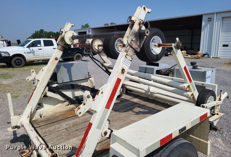 image for item DP5178 2015 Larson  reel trailer