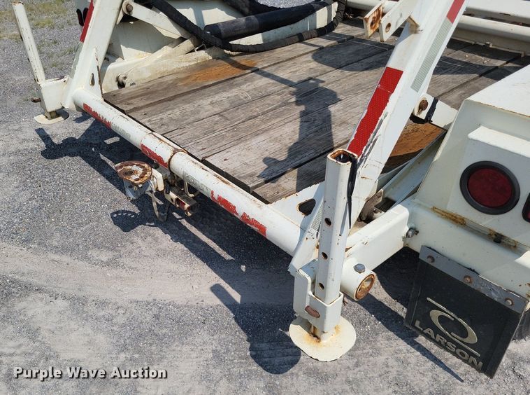 image for item DP5178 2015 Larson  reel trailer