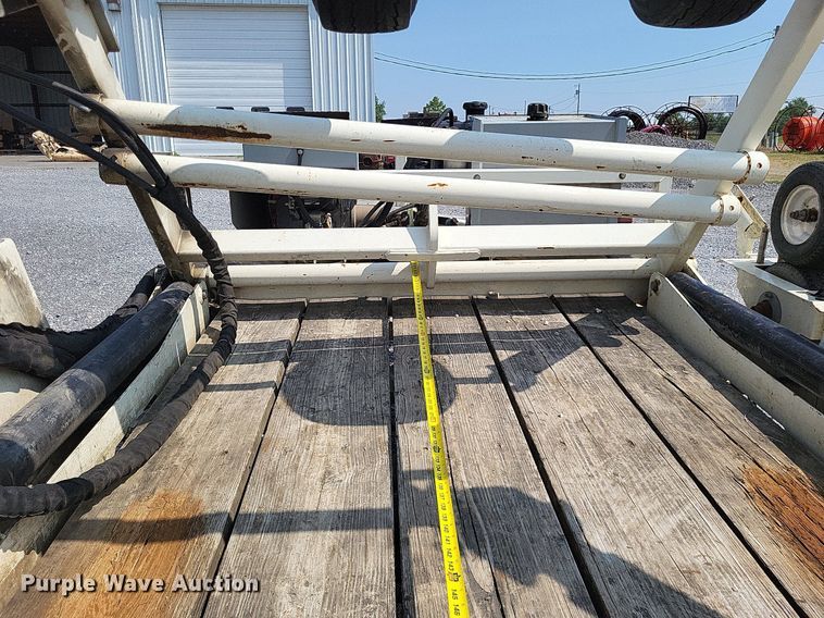 image for item DP5178 2015 Larson  reel trailer