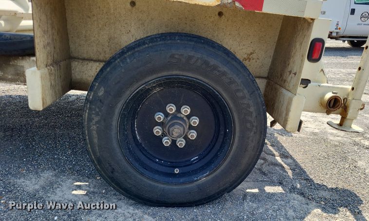 image for item DP5178 2015 Larson  reel trailer