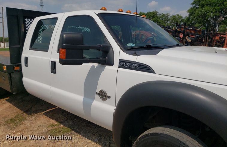 image for item DP7942 2016 Ford F450 Super Duty  Crew Cab flatbed truck