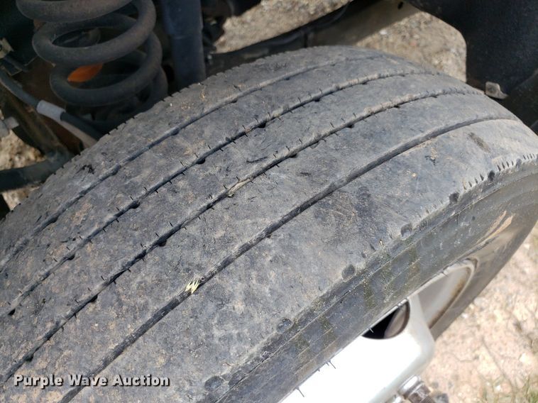 image for item DP7942 2016 Ford F450 Super Duty  Crew Cab flatbed truck