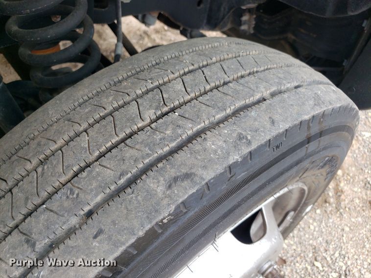 image for item DP7942 2016 Ford F450 Super Duty  Crew Cab flatbed truck