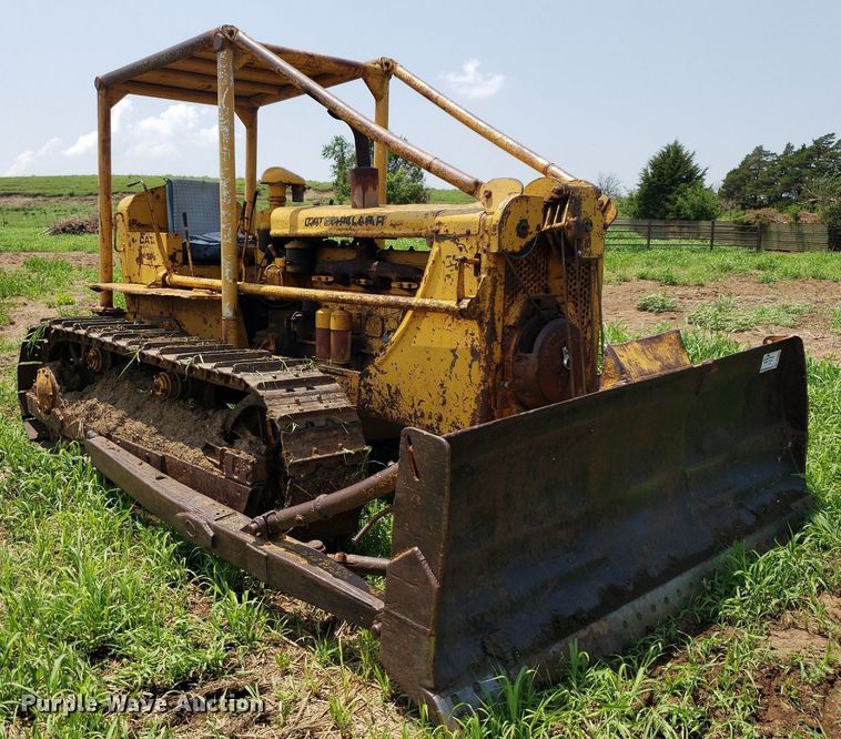 image for item DP8003 1949 Caterpillar D6  dozer