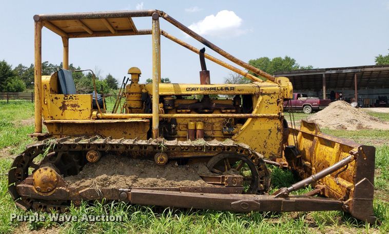 image for item DP8003 1949 Caterpillar D6  dozer