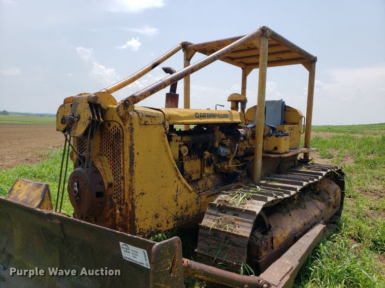 image for item DP8003 1949 Caterpillar D6  dozer