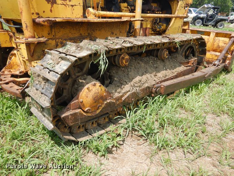 image for item DP8003 1949 Caterpillar D6  dozer