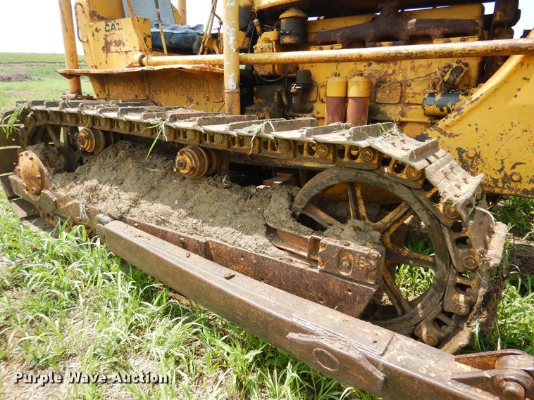 image for item DP8003 1949 Caterpillar D6  dozer