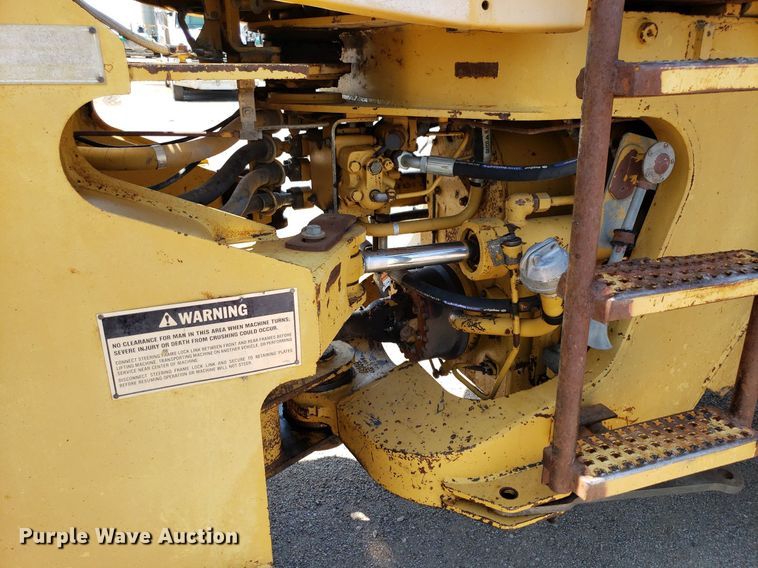 image for item DP8012 1991 Caterpillar 936E  wheel loader