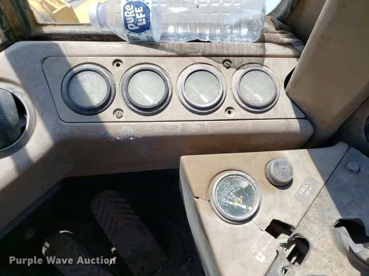 image for item DP8012 1991 Caterpillar 936E  wheel loader