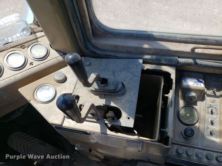 image for item DP8012 1991 Caterpillar 936E  wheel loader