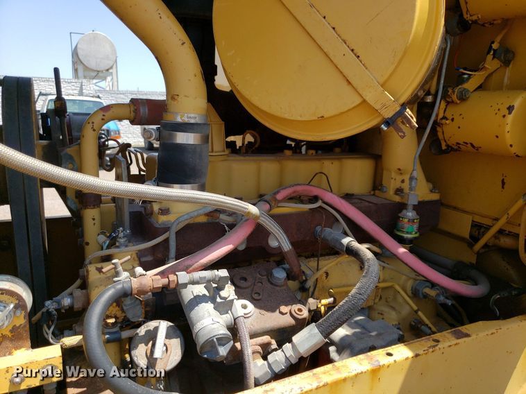 image for item DP8012 1991 Caterpillar 936E  wheel loader