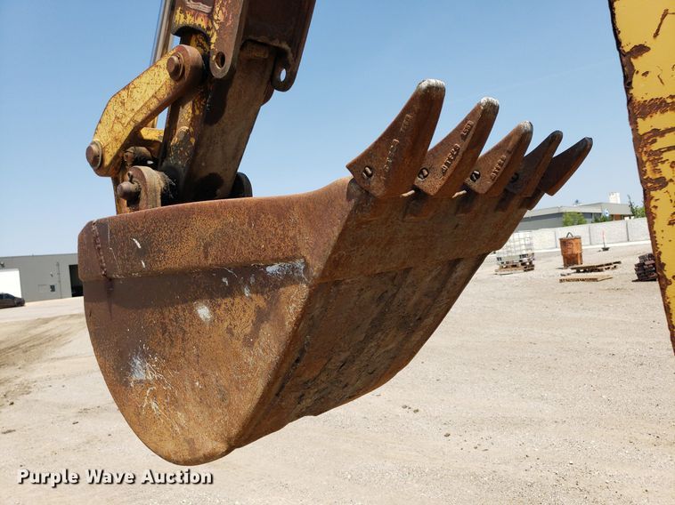 image for item DP8013 1996 John Deere 310D  backhoe