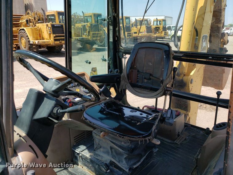 image for item DP8013 1996 John Deere 310D  backhoe