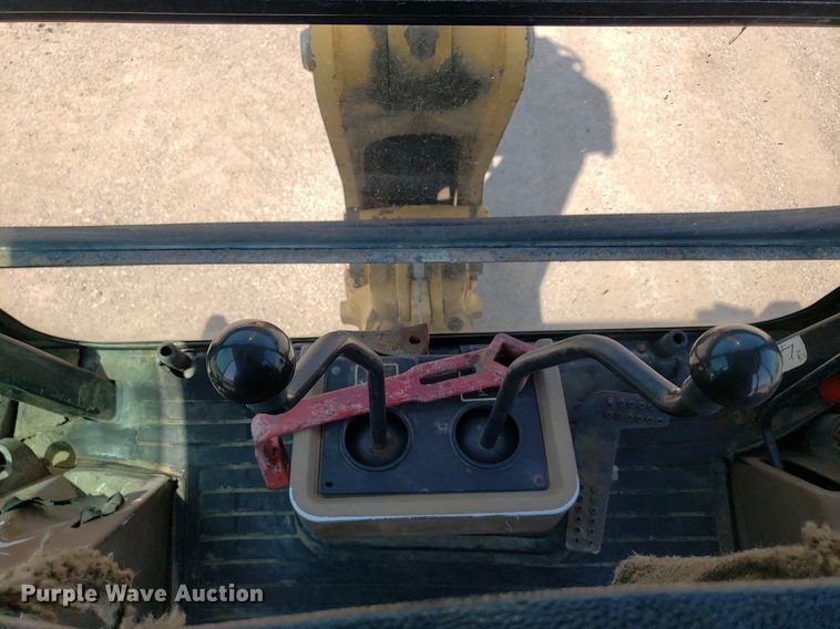 image for item DP8013 1996 John Deere 310D  backhoe