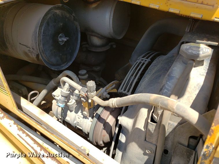 image for item DP8013 1996 John Deere 310D  backhoe