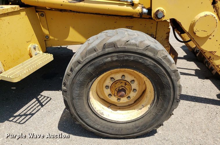 image for item DP8013 1996 John Deere 310D  backhoe