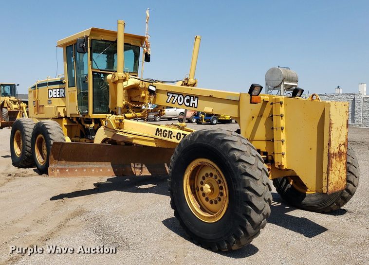 image for item DP8014 1998 John Deere 770CH  motor grader