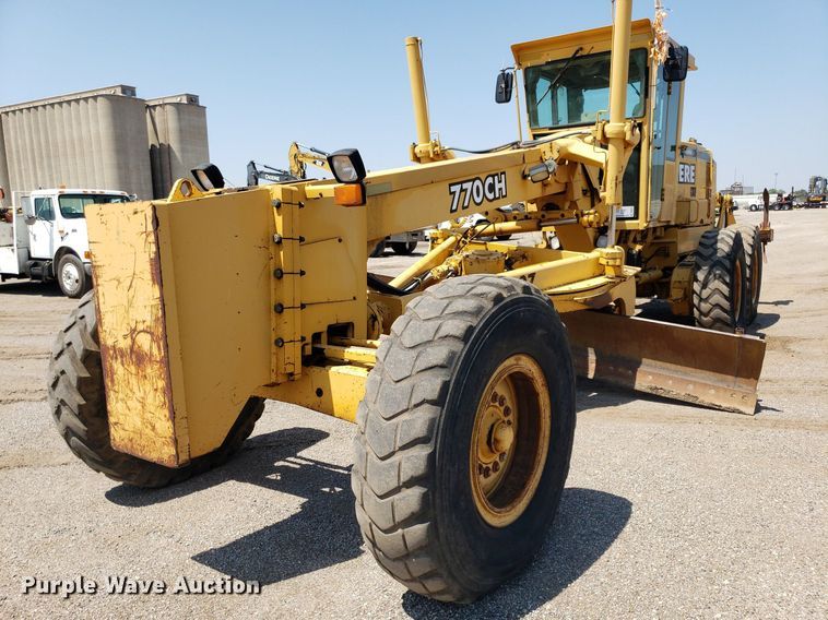 image for item DP8014 1998 John Deere 770CH  motor grader