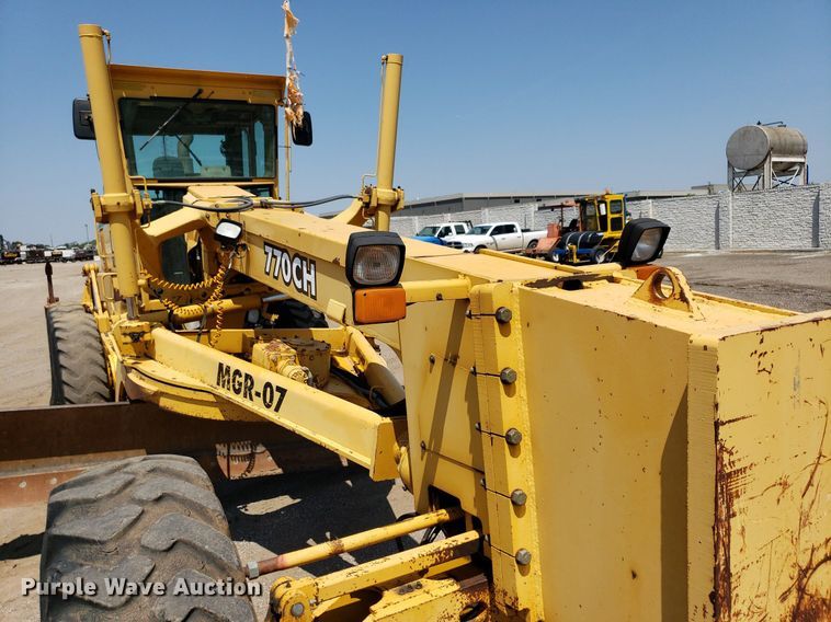 image for item DP8014 1998 John Deere 770CH  motor grader