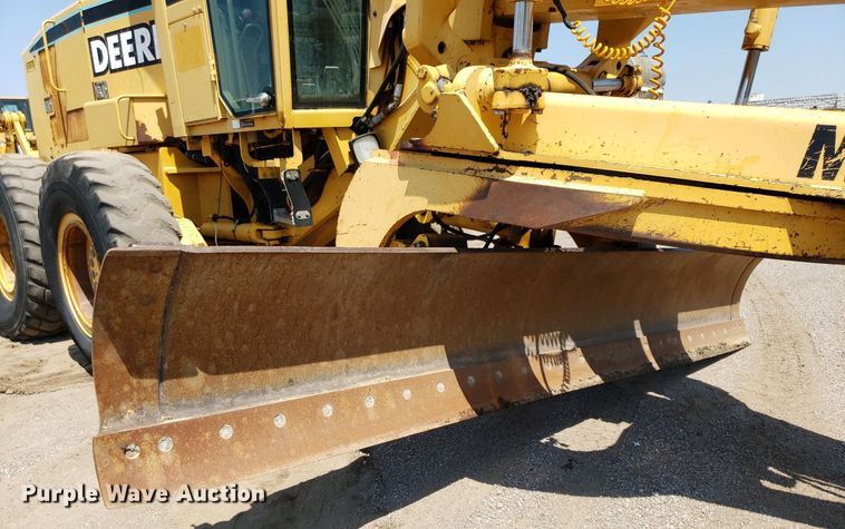 image for item DP8014 1998 John Deere 770CH  motor grader