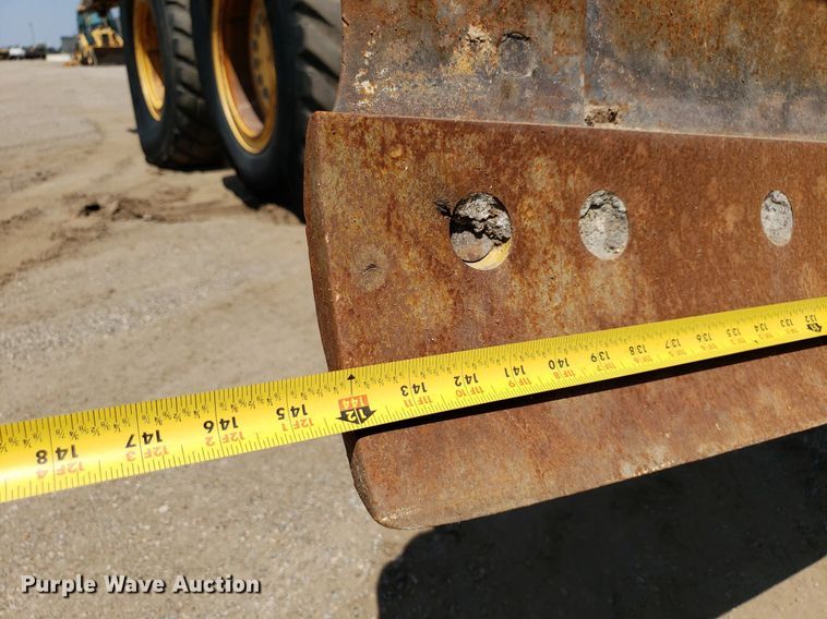 image for item DP8014 1998 John Deere 770CH  motor grader