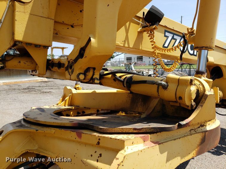 image for item DP8014 1998 John Deere 770CH  motor grader