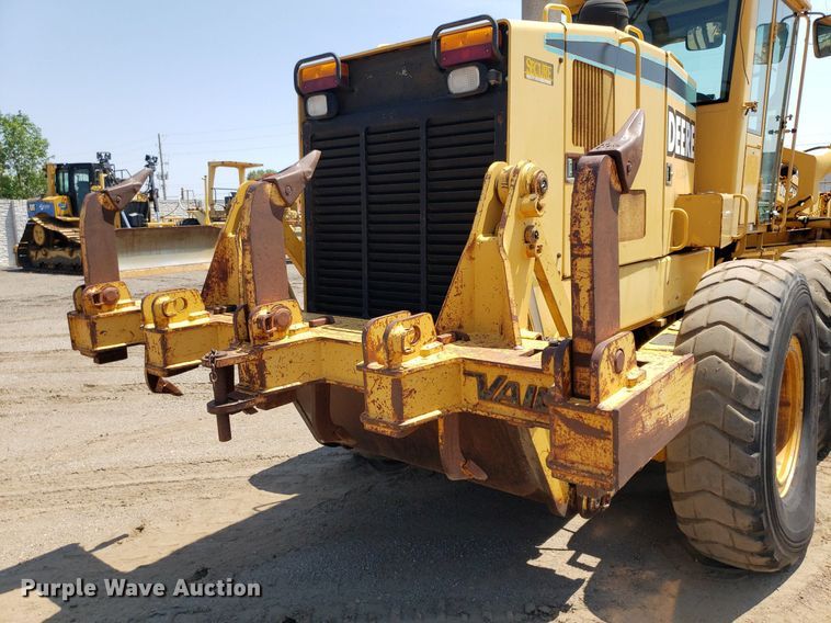 image for item DP8014 1998 John Deere 770CH  motor grader