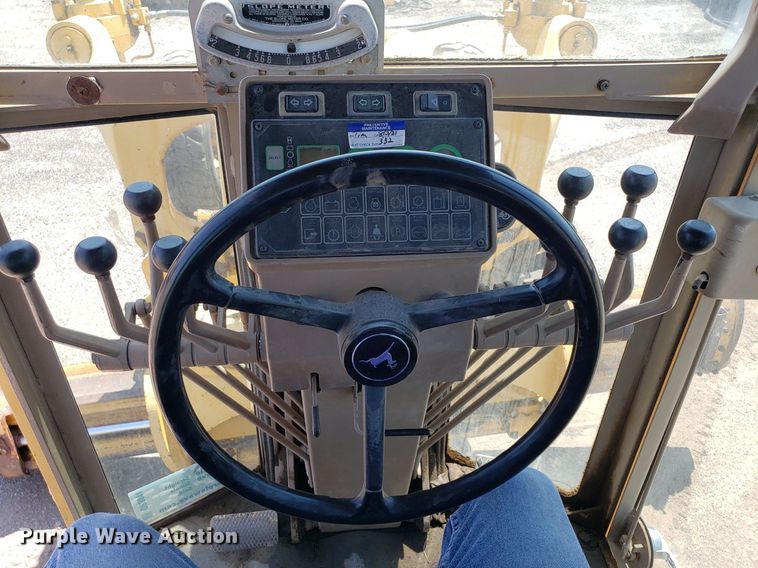 image for item DP8014 1998 John Deere 770CH  motor grader